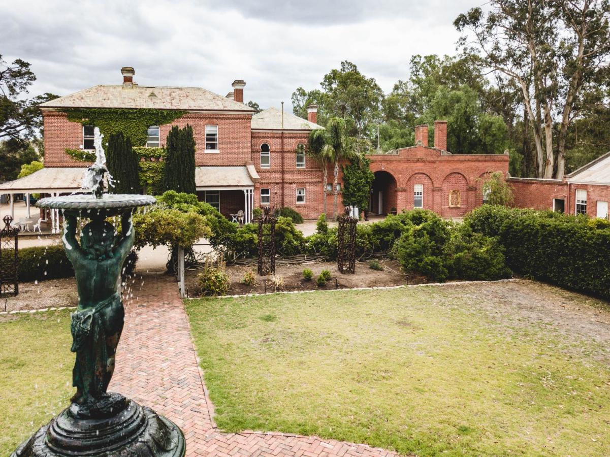 Ravenswood Homestead エクステリア 写真